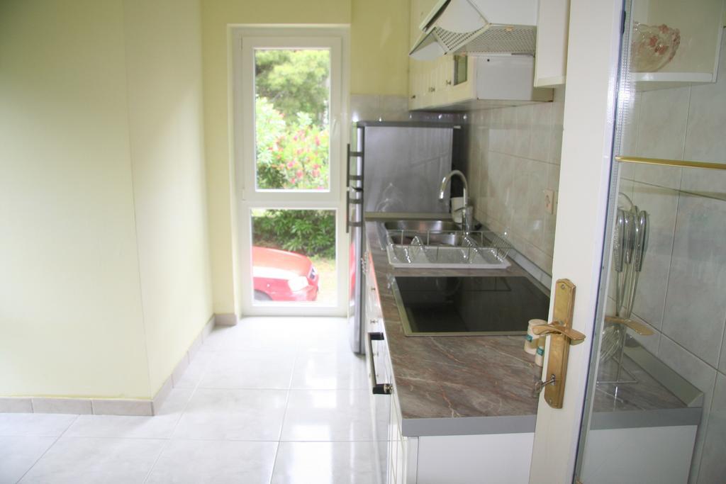Sabina Apartments Omiš Δωμάτιο φωτογραφία