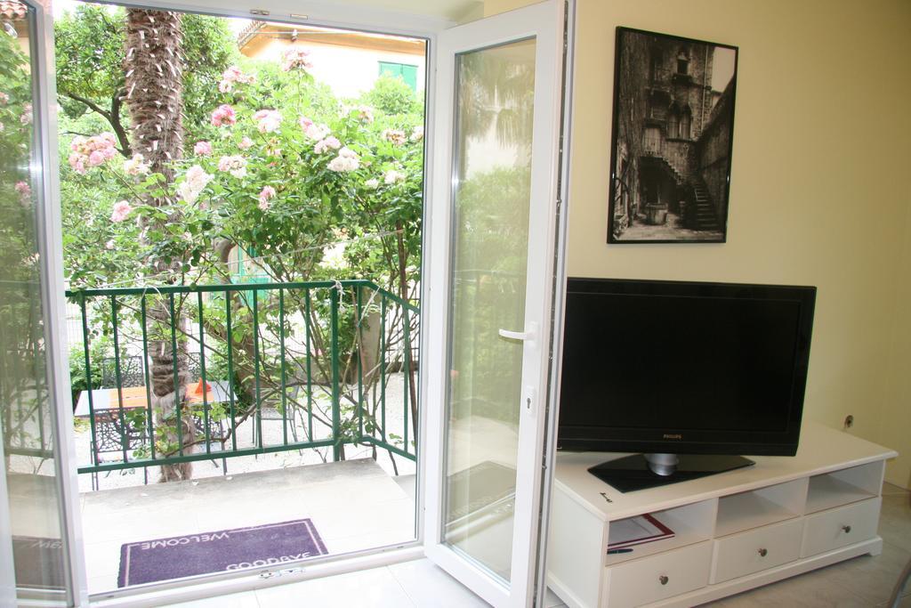 Sabina Apartments Omiš Δωμάτιο φωτογραφία